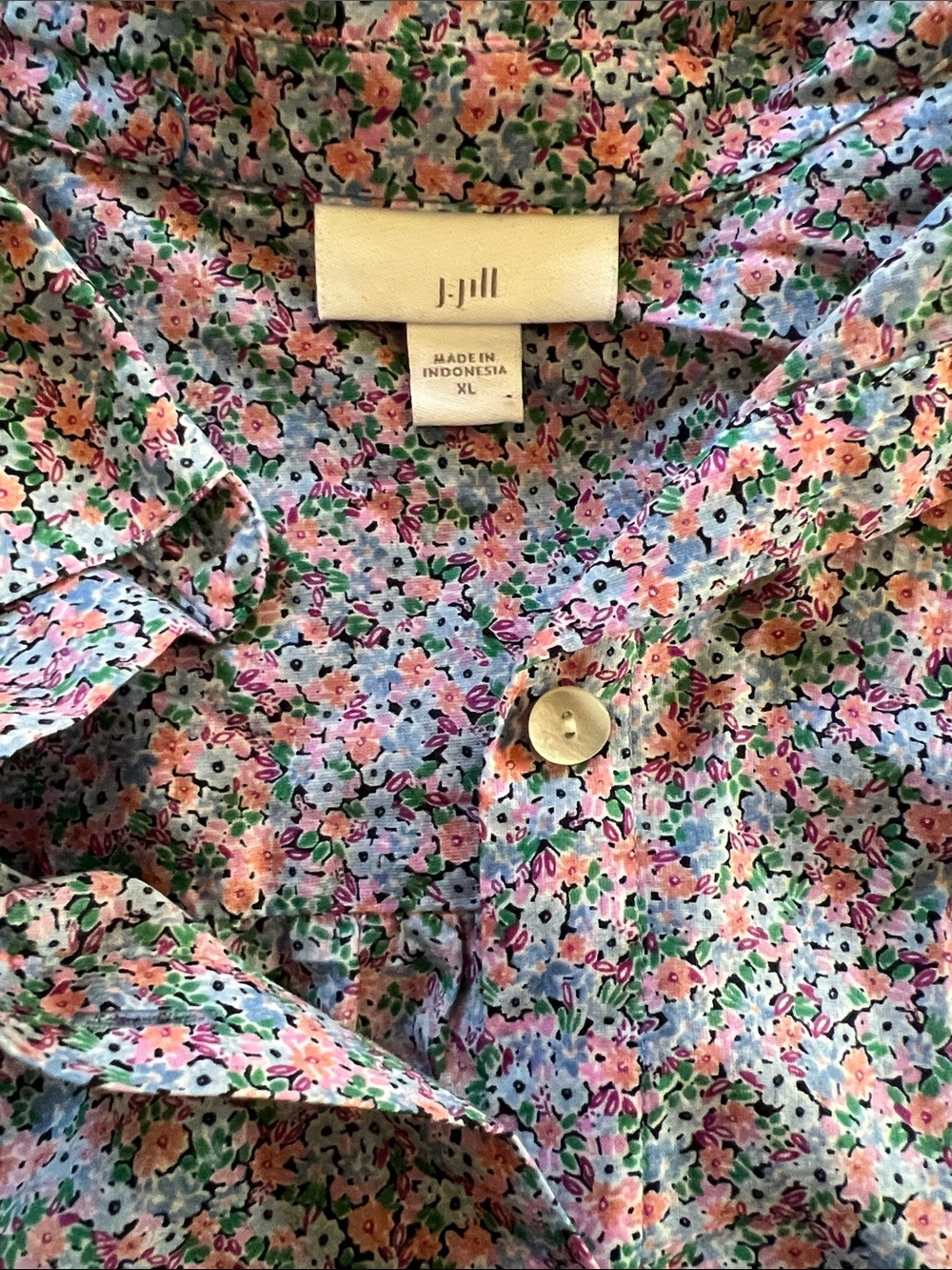 J Jill Women’s Floral Button-Up Shirt in Pink and Blue light weight voile cotton